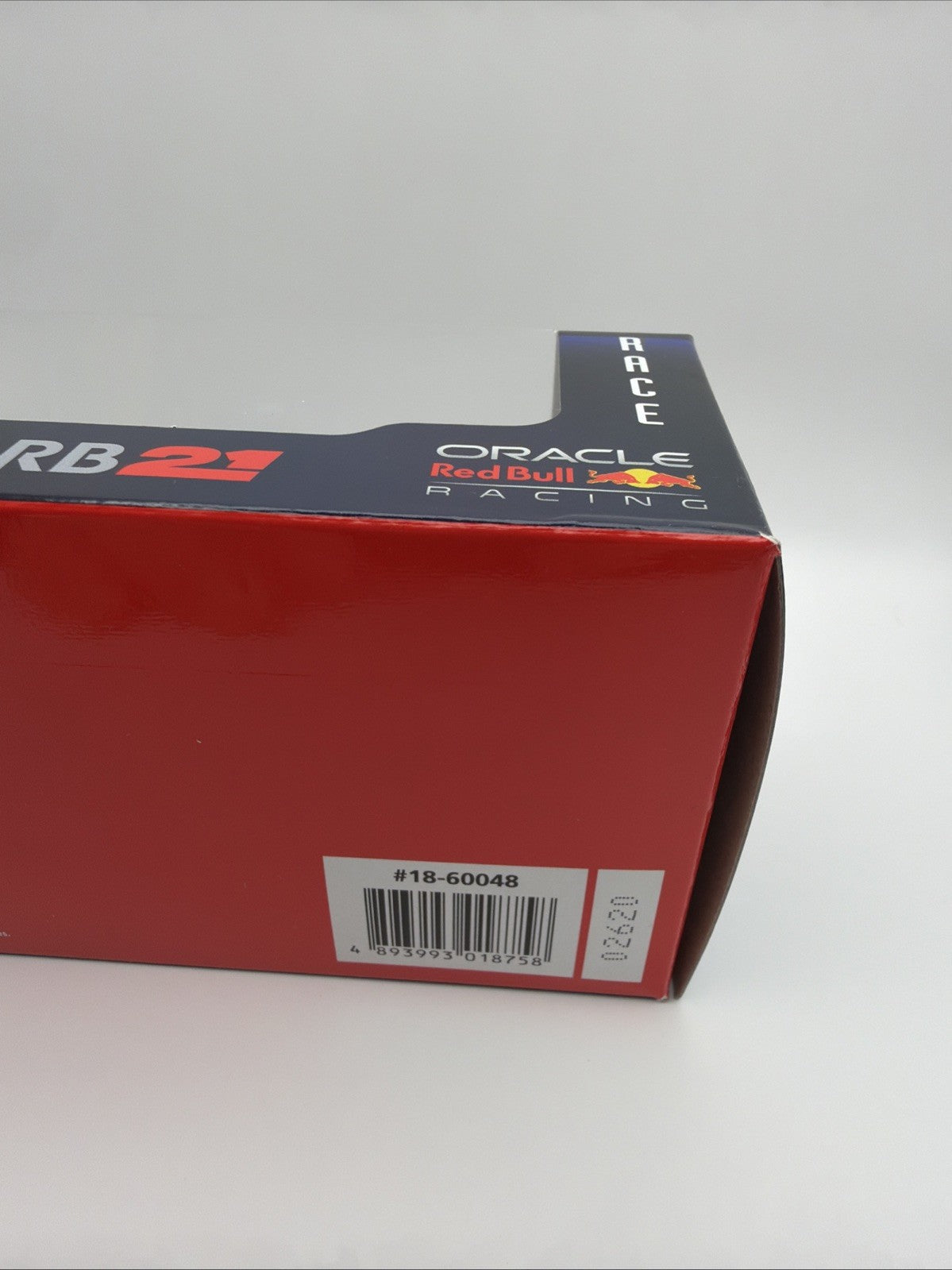 2025 Bburago Red Bull RB21 Max Verstappen #1 F1 1:43 Diecast w/ Helmet
