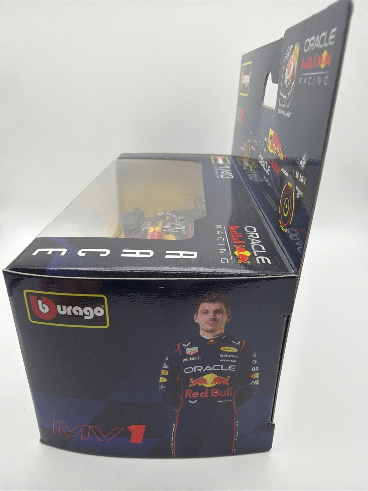 2025 Bburago Red Bull RB21 Max Verstappen #1 F1 1:43 Diecast w/ Helmet