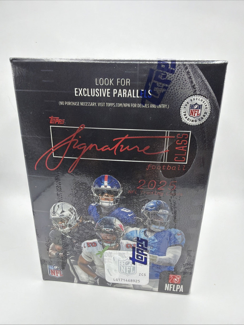 2025 Topps Signature Class Football Value Box 42 Total Cards FACTORY/SEALED