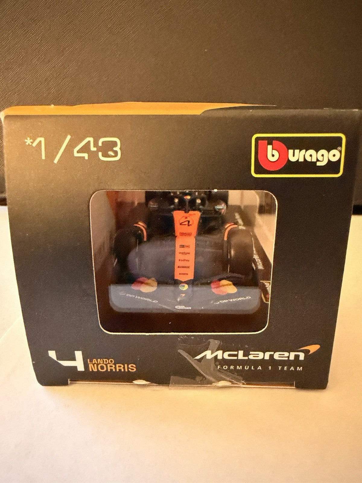 Bburago 1:43 McLaren MCL39 Australian GP 2025 Lando Norris Diecast Case